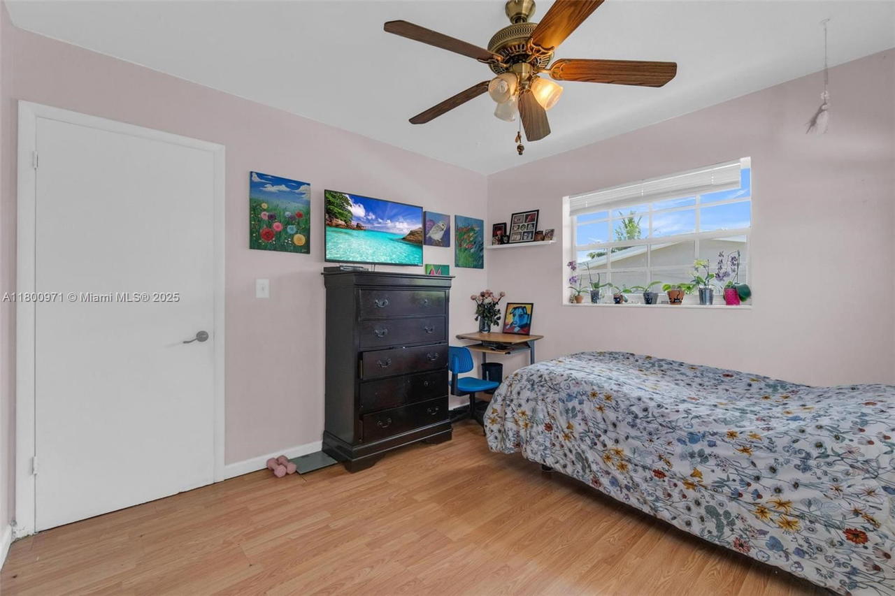 Real estate property located at 1371 198th St, Miami-dade, Norwood 6th Add Sec 2, Miami Gardens, FL