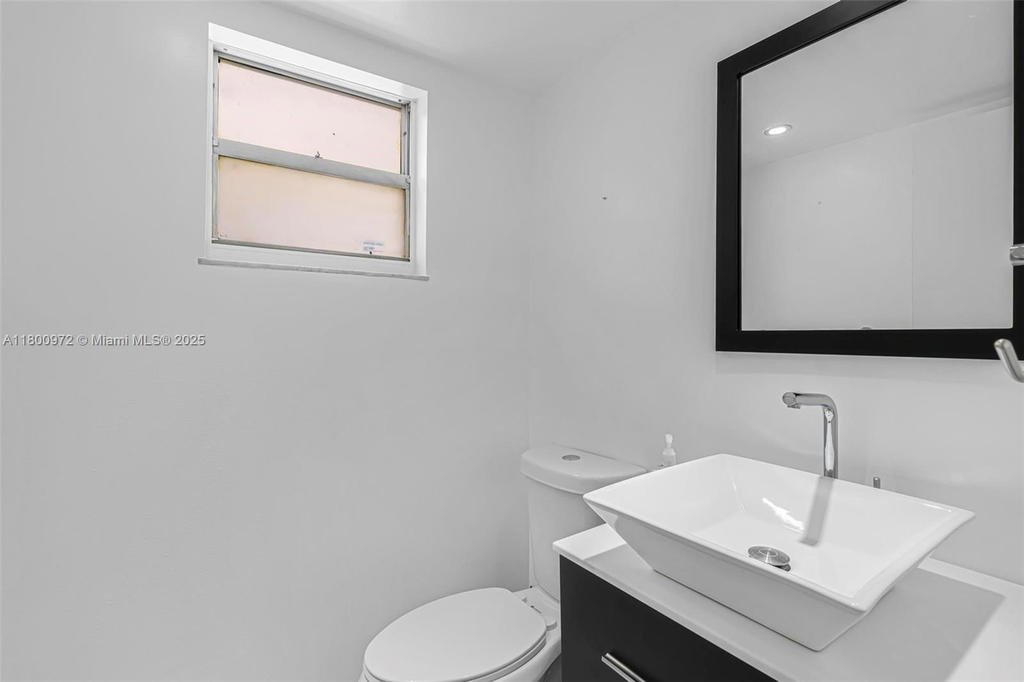 Real estate property located at 8713 4th Ave Rd #8713, Miami-dade, Shores Villas Condo Bldg, Miami Shores, FL