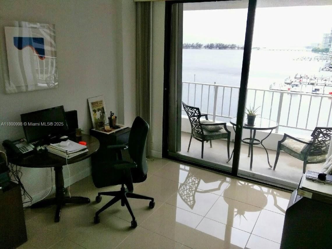 Real estate property located at 200 15th Rd #9B, Miami-dade, Brickell Harbour Condo, Miami, FL