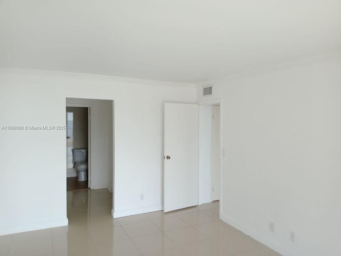 Real estate property located at 200 15th Rd #9B, Miami-dade, Brickell Harbour Condo, Miami, FL