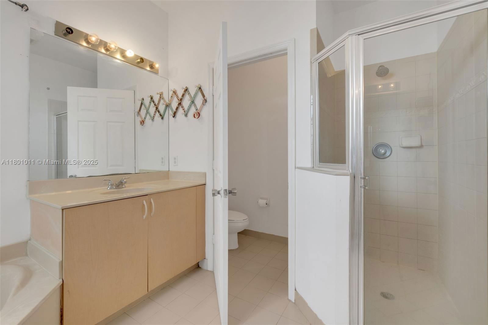Real estate property located at 461 21st Ter, Miami-dade, Portofino Villas West, Homestead, FL