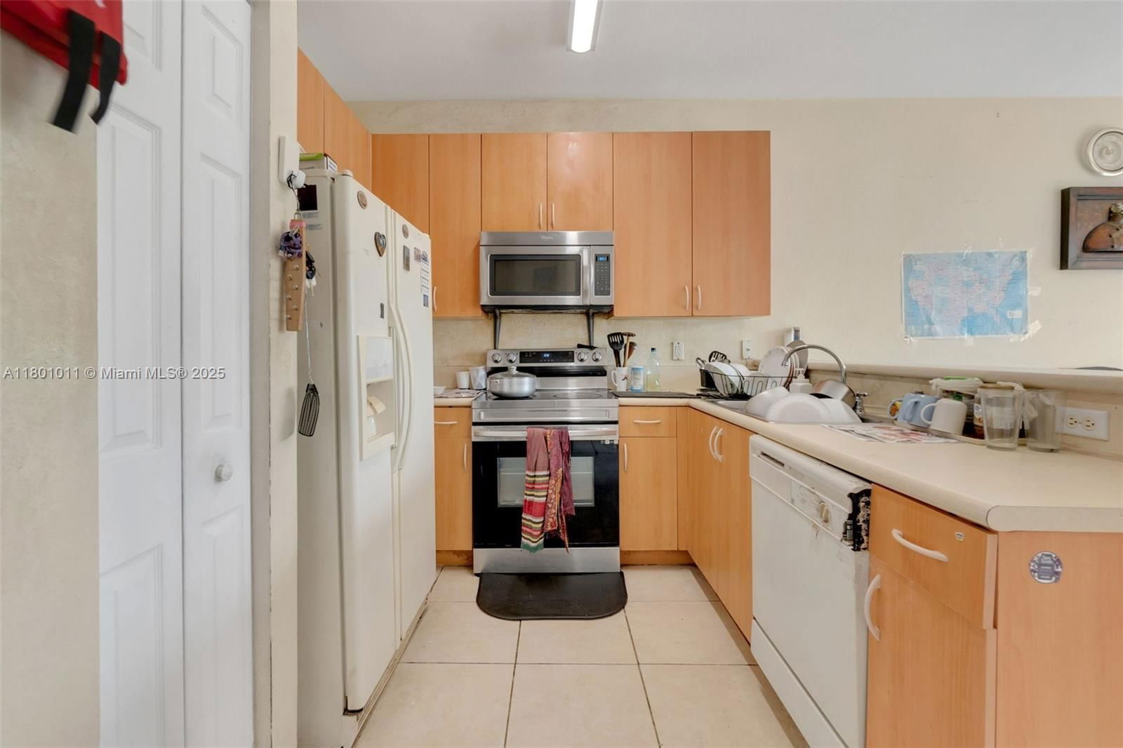 Real estate property located at 461 21st Ter, Miami-dade, Portofino Villas West, Homestead, FL