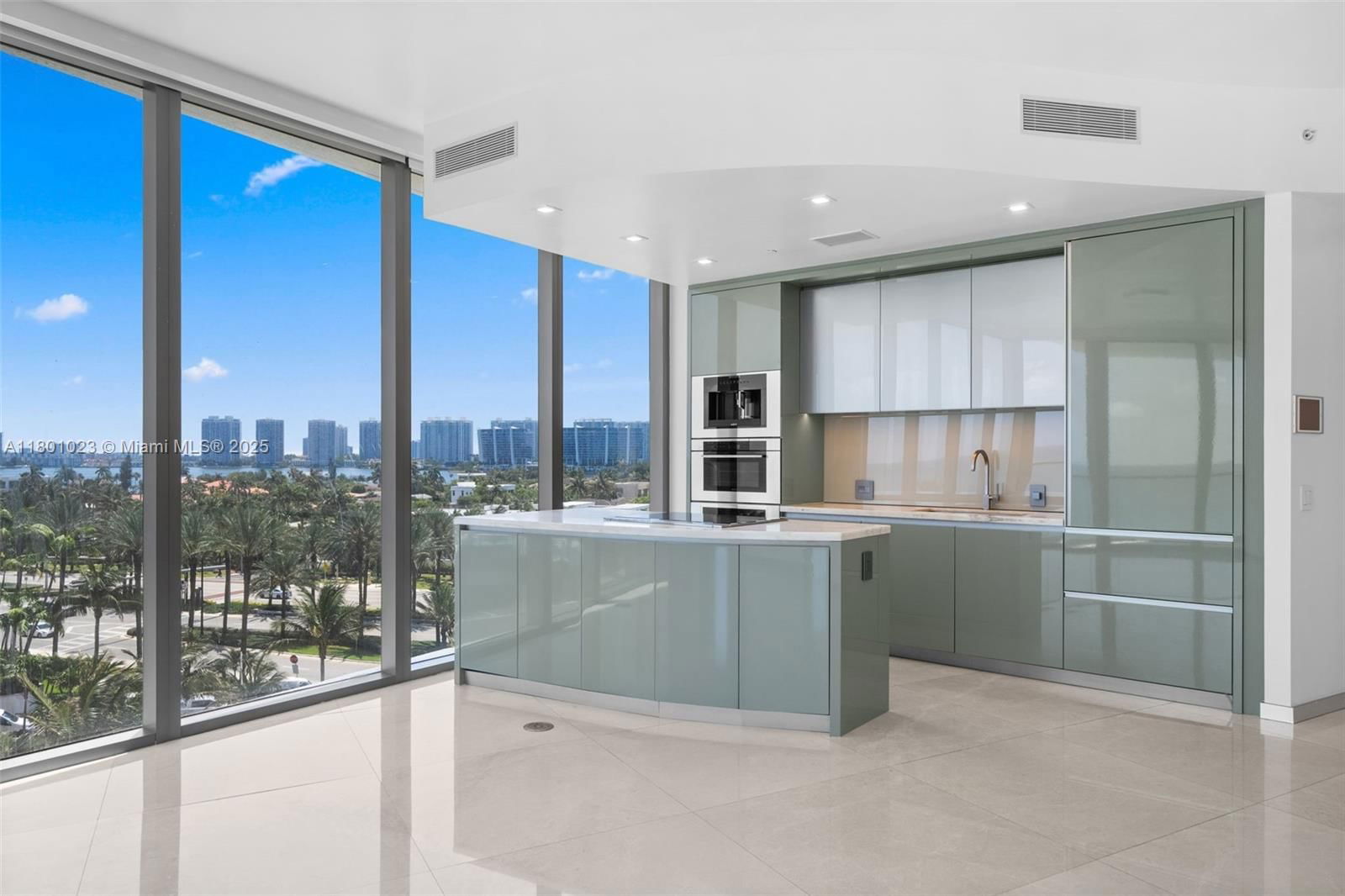 Real estate property located at 18975 Collins Ave #404, Miami-dade, 18975 Collins Condo, Sunny Isles Beach, FL