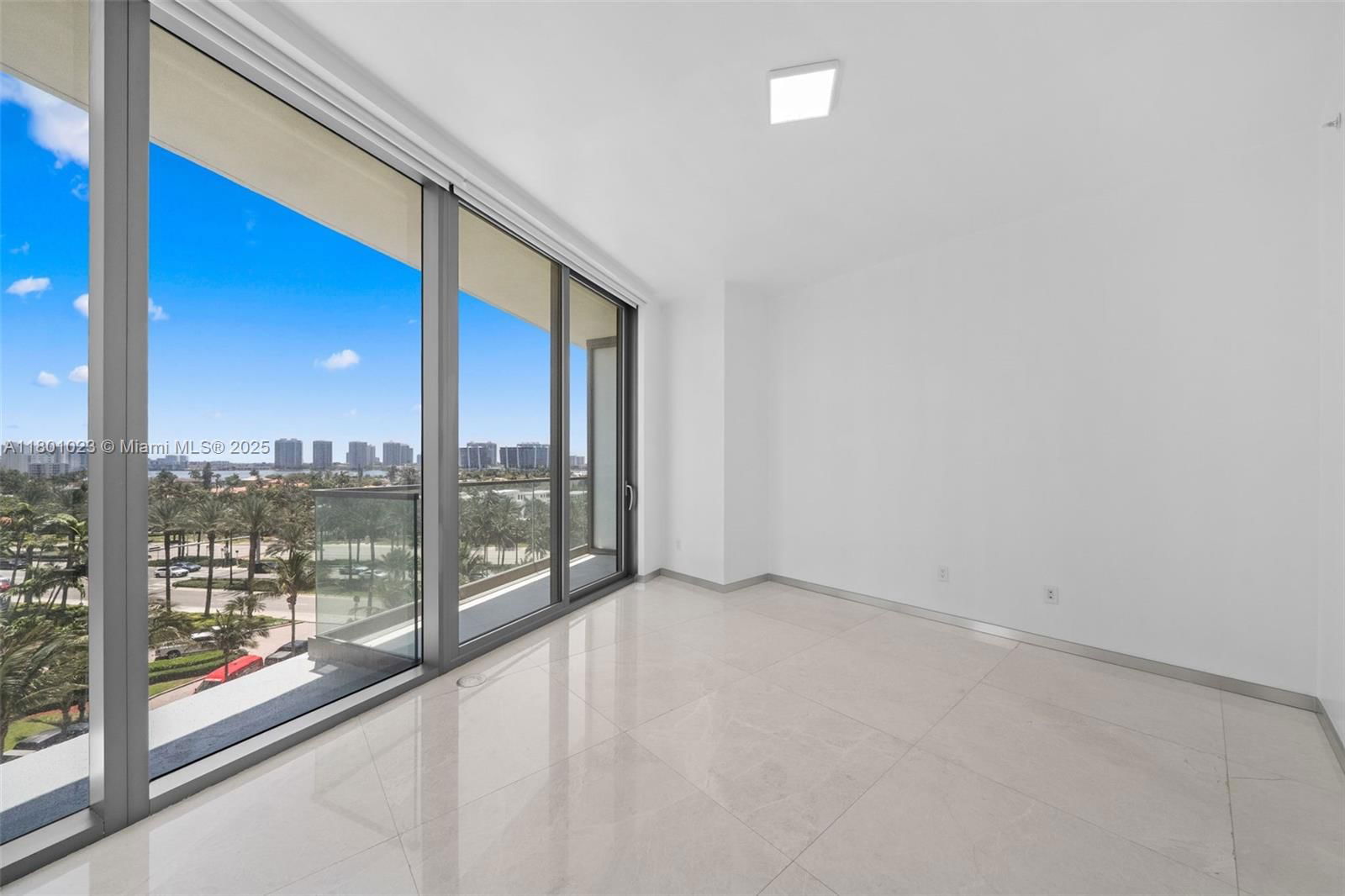 Real estate property located at 18975 Collins Ave #404, Miami-dade, 18975 Collins Condo, Sunny Isles Beach, FL