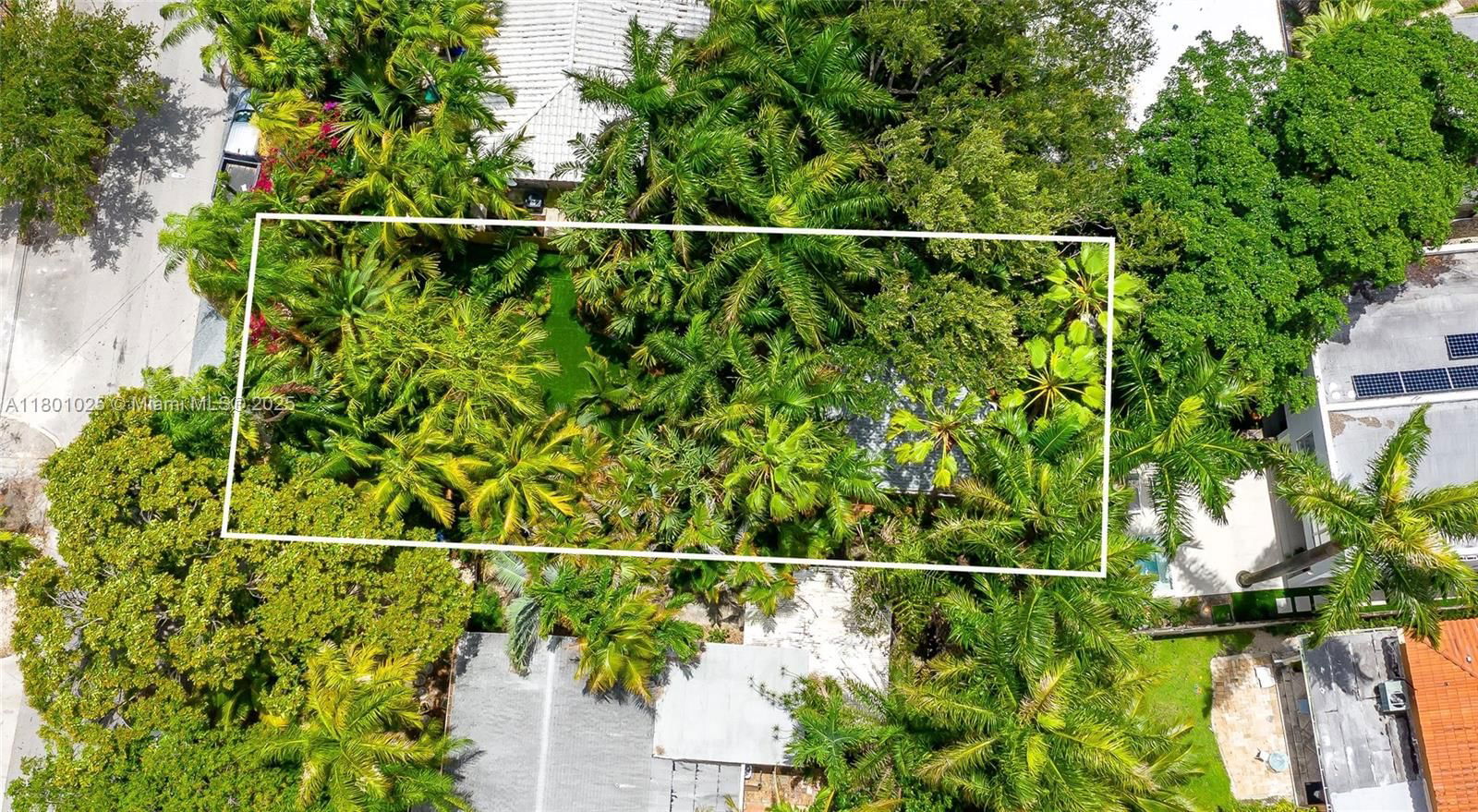 Real estate property located at 2936 30th Ct, Miami-dade, Highway Park, Coconut Grove, FL