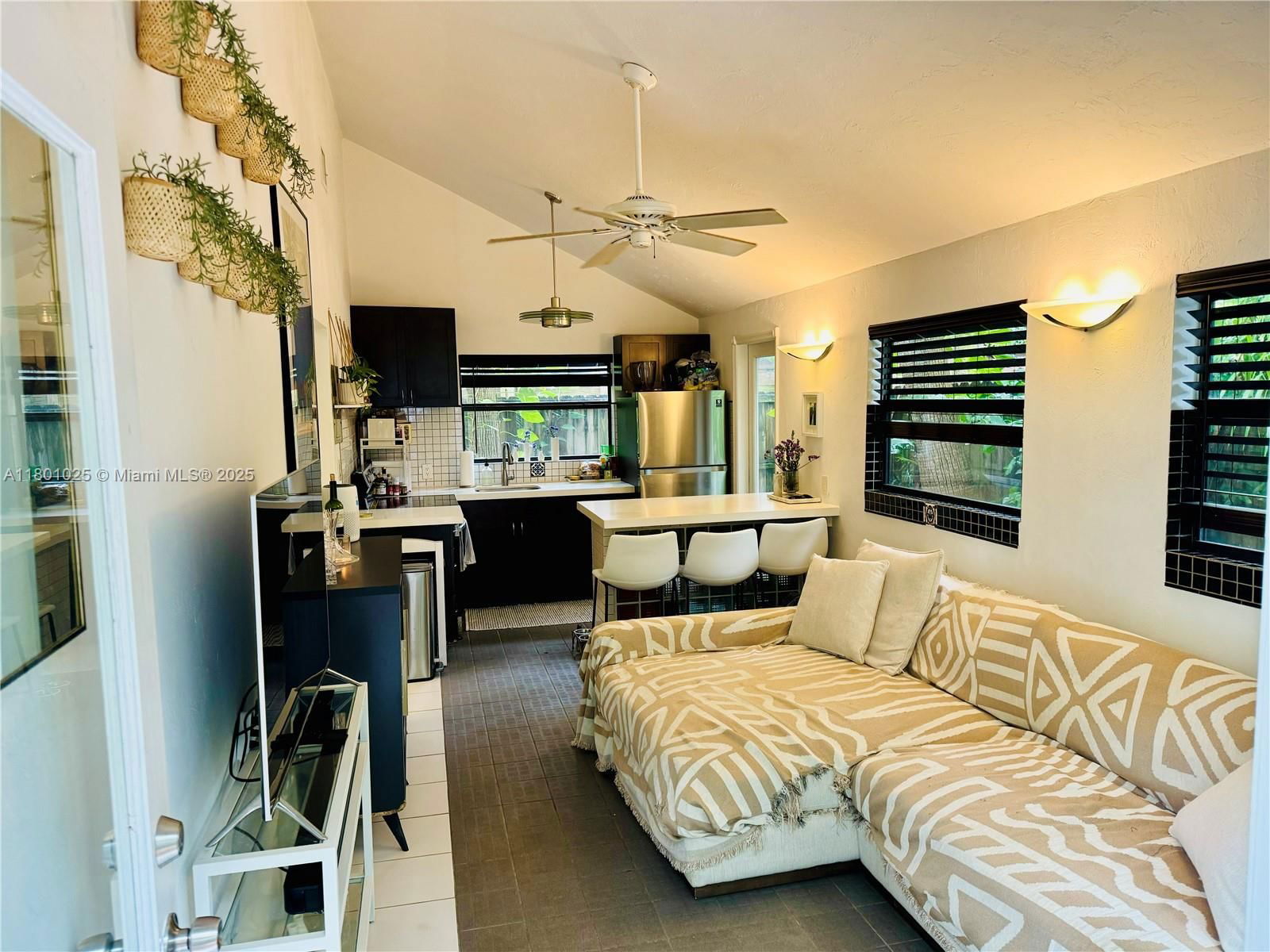 Real estate property located at 2936 30th Ct, Miami-dade, Highway Park, Coconut Grove, FL