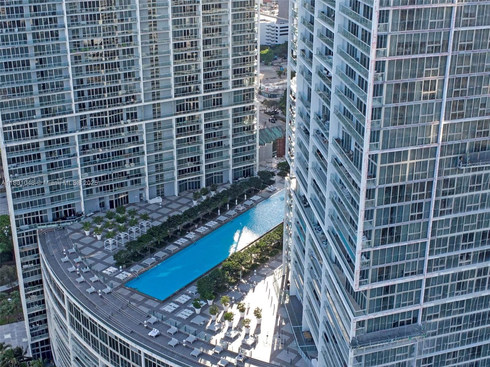 Real estate property located at 485 Brickell Ave #1609, Miami-dade, Icon Brickell Condo No 3, Miami, FL