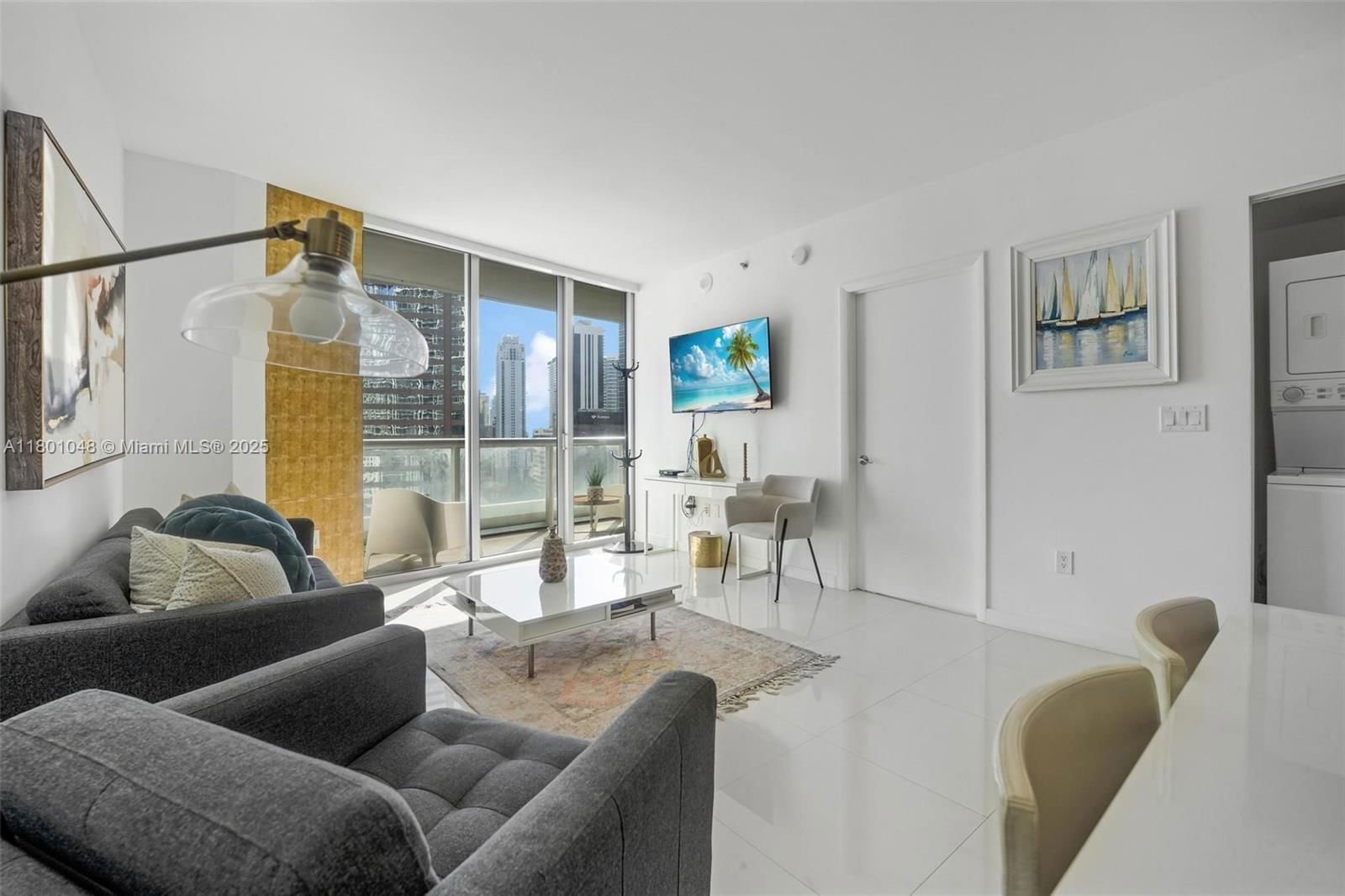 Real estate property located at 485 Brickell Ave #1609, Miami-dade, Icon Brickell Condo No 3, Miami, FL