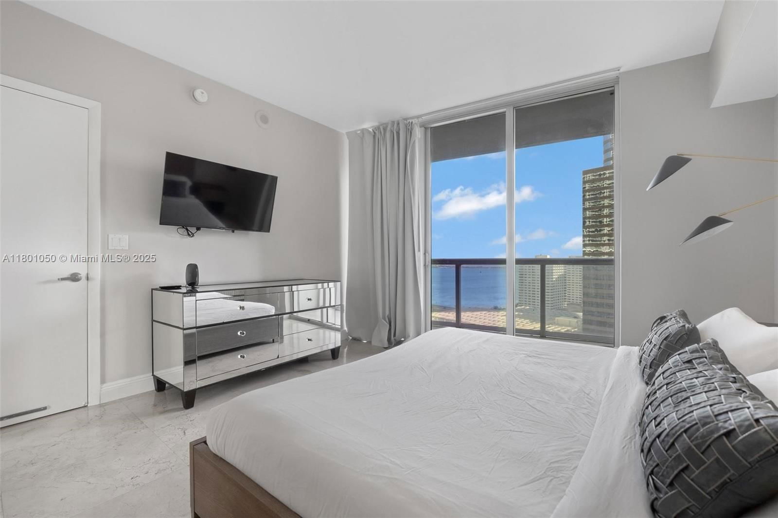 Real estate property located at 485 Brickell Ave #1909, Miami-dade, Icon Brickell Condo No 3, Miami, FL