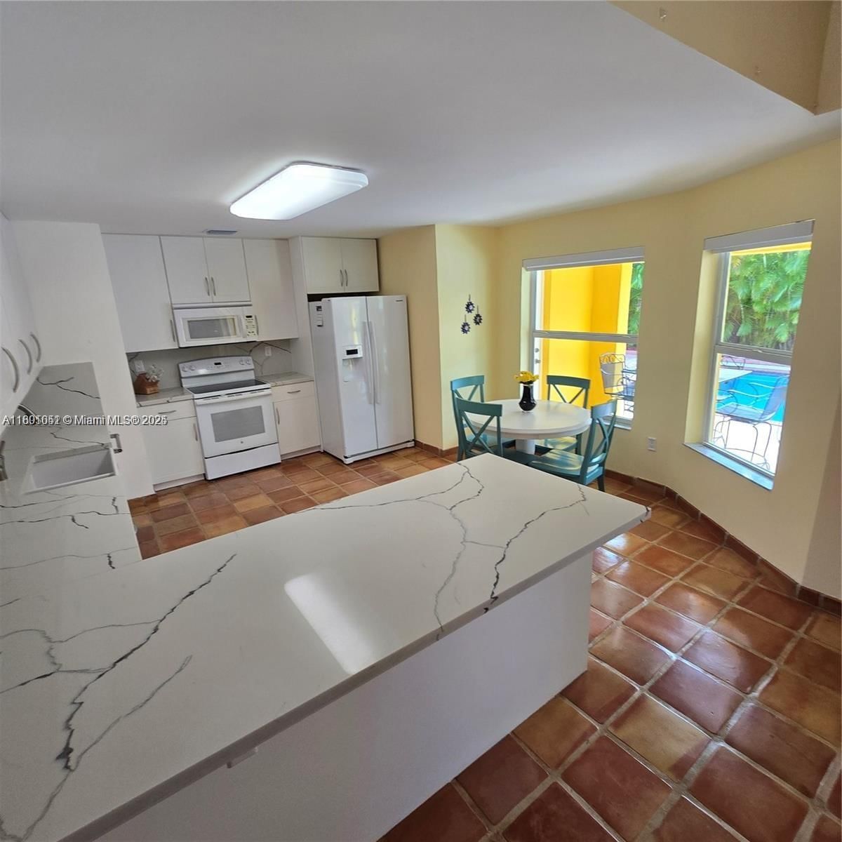 Real estate property located at 15216 169th Ln, Miami-dade, Kessler Grove Sec 1, Miami, FL