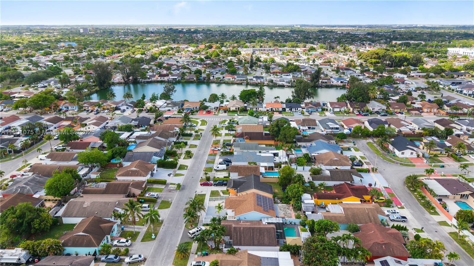Real estate property located at 19276 123rd Ave, Miami-dade, Lime Grove Estates Sec 4, Miami, FL