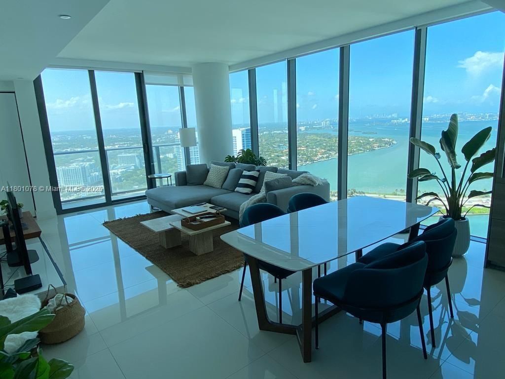 Real estate property located at 650 32nd St #4308, Miami-dade, Paraiso Bay Condo, Miami, FL