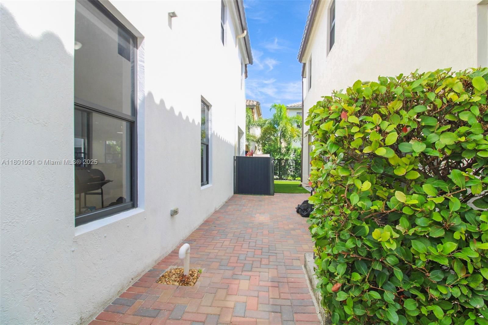Real estate property located at 3361 97th St, Miami-dade, Bonterra, Hialeah, FL