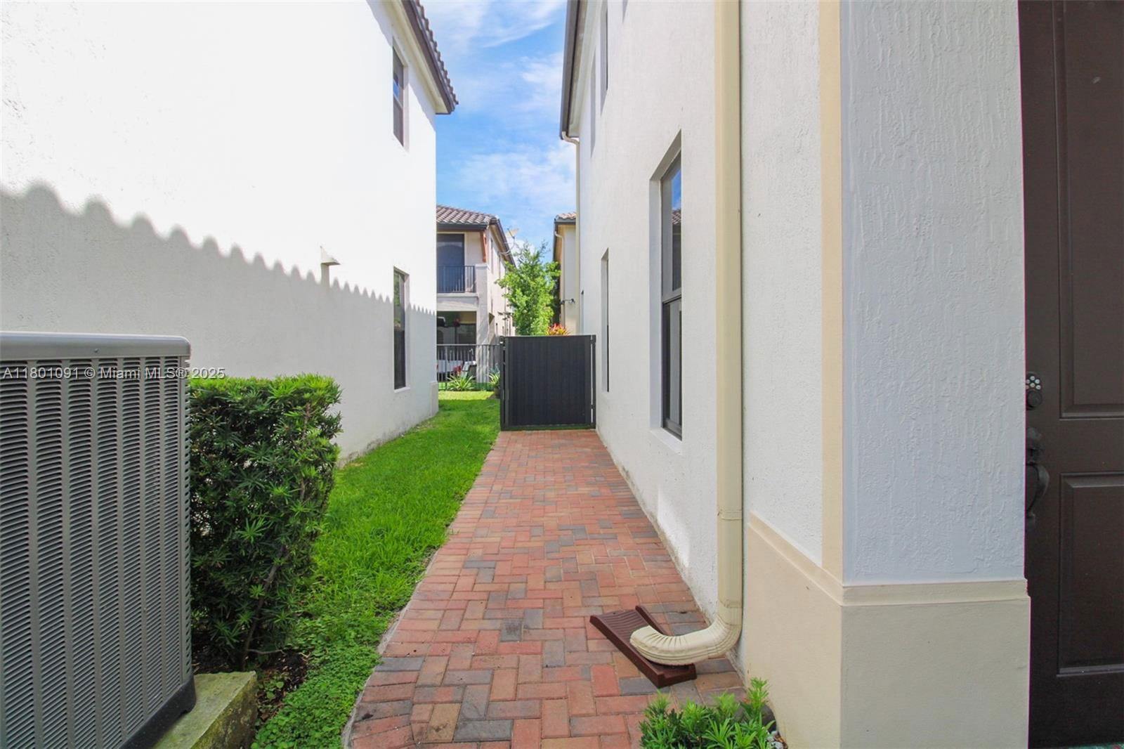 Real estate property located at 3361 97th St, Miami-dade, Bonterra, Hialeah, FL