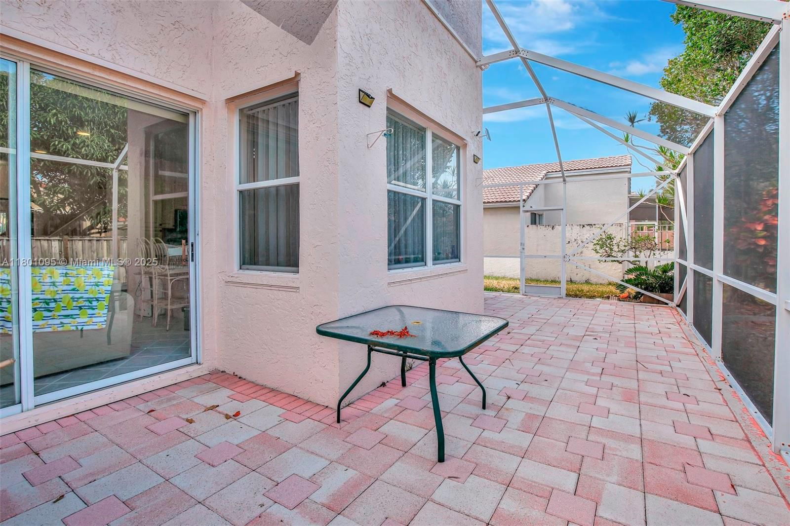 Real estate property located at 1562 157th Ave, Broward, Canary Bay At Towngate, Pembroke Pines, FL