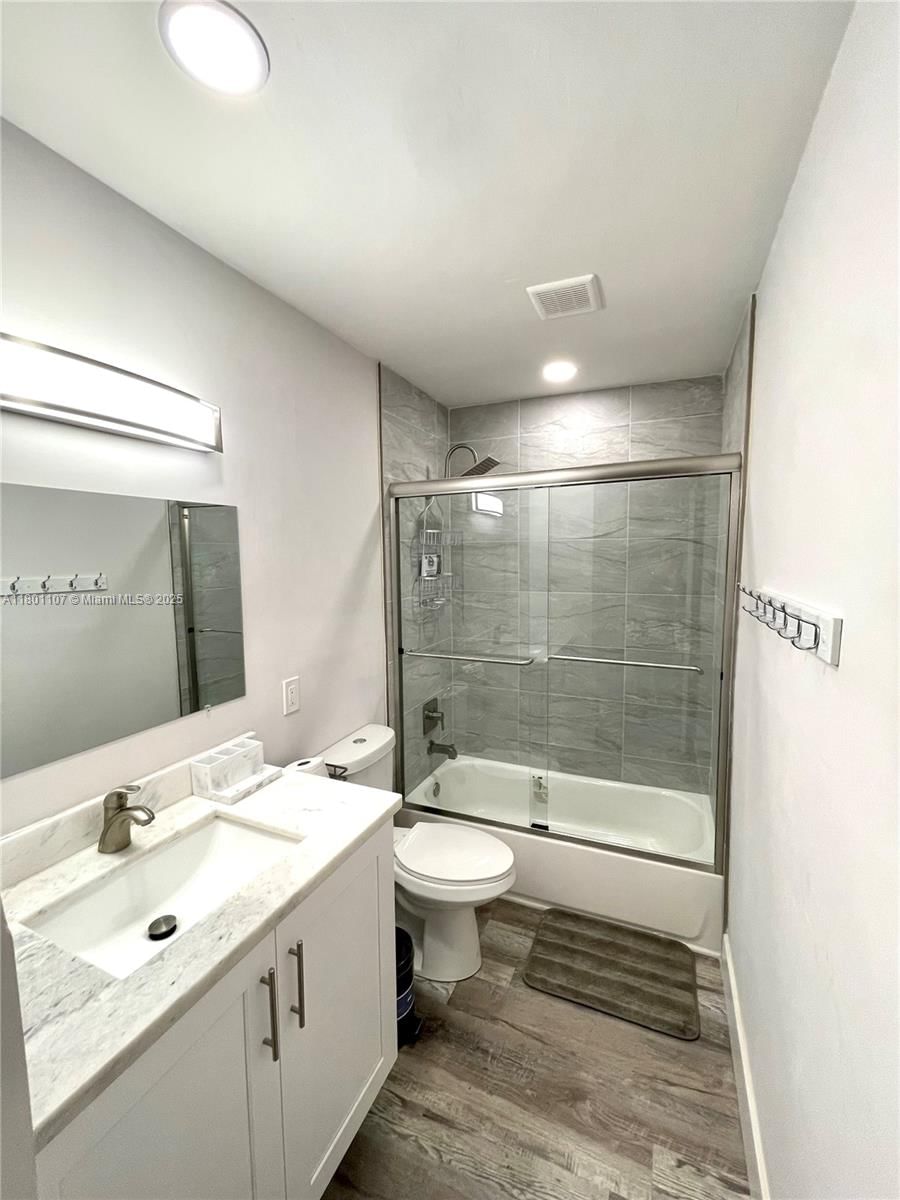 Real estate property located at 1900 180th St, Miami-dade, Fulford By The Sea, North Miami Beach, FL