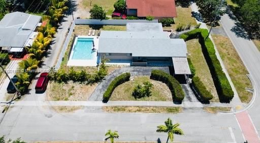 Real estate property located at 1900 180th St, Miami-dade, Fulford By The Sea, North Miami Beach, FL