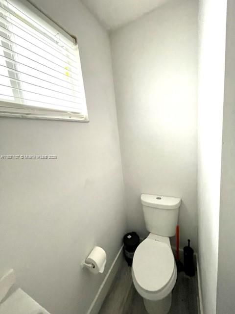 Real estate property located at 1900 180th St, Miami-dade, Fulford By The Sea, North Miami Beach, FL