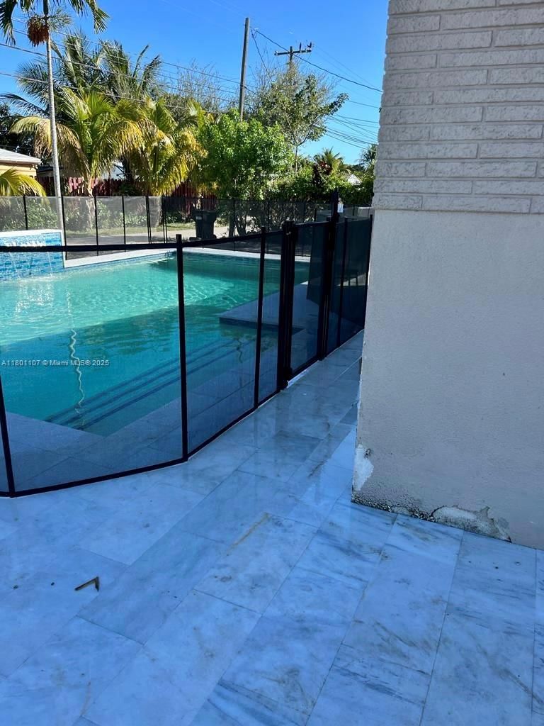 Real estate property located at 1900 180th St, Miami-dade, Fulford By The Sea, North Miami Beach, FL