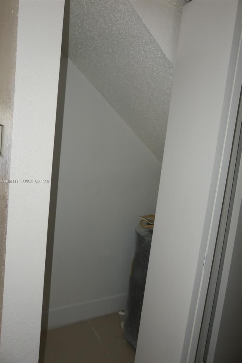 Real estate property located at 8098 99th Ter, Miami-dade, Hydra Villas At Samari, Hialeah Gardens, FL