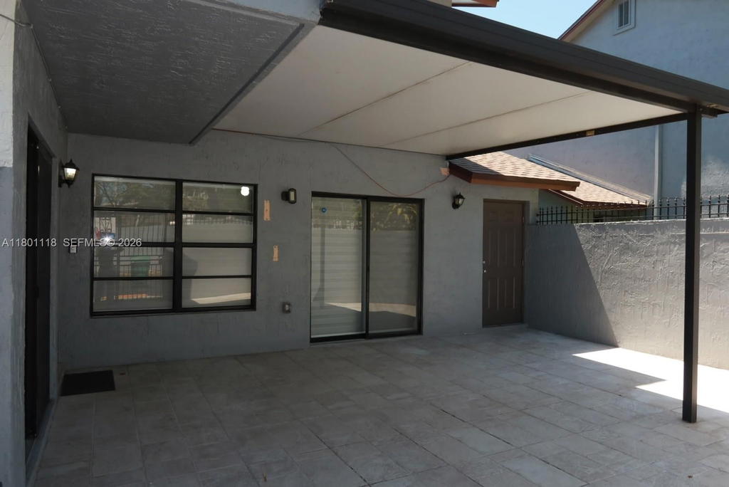 Real estate property located at 8098 99th Ter, Miami-dade, Hydra Villas At Samari, Hialeah Gardens, FL