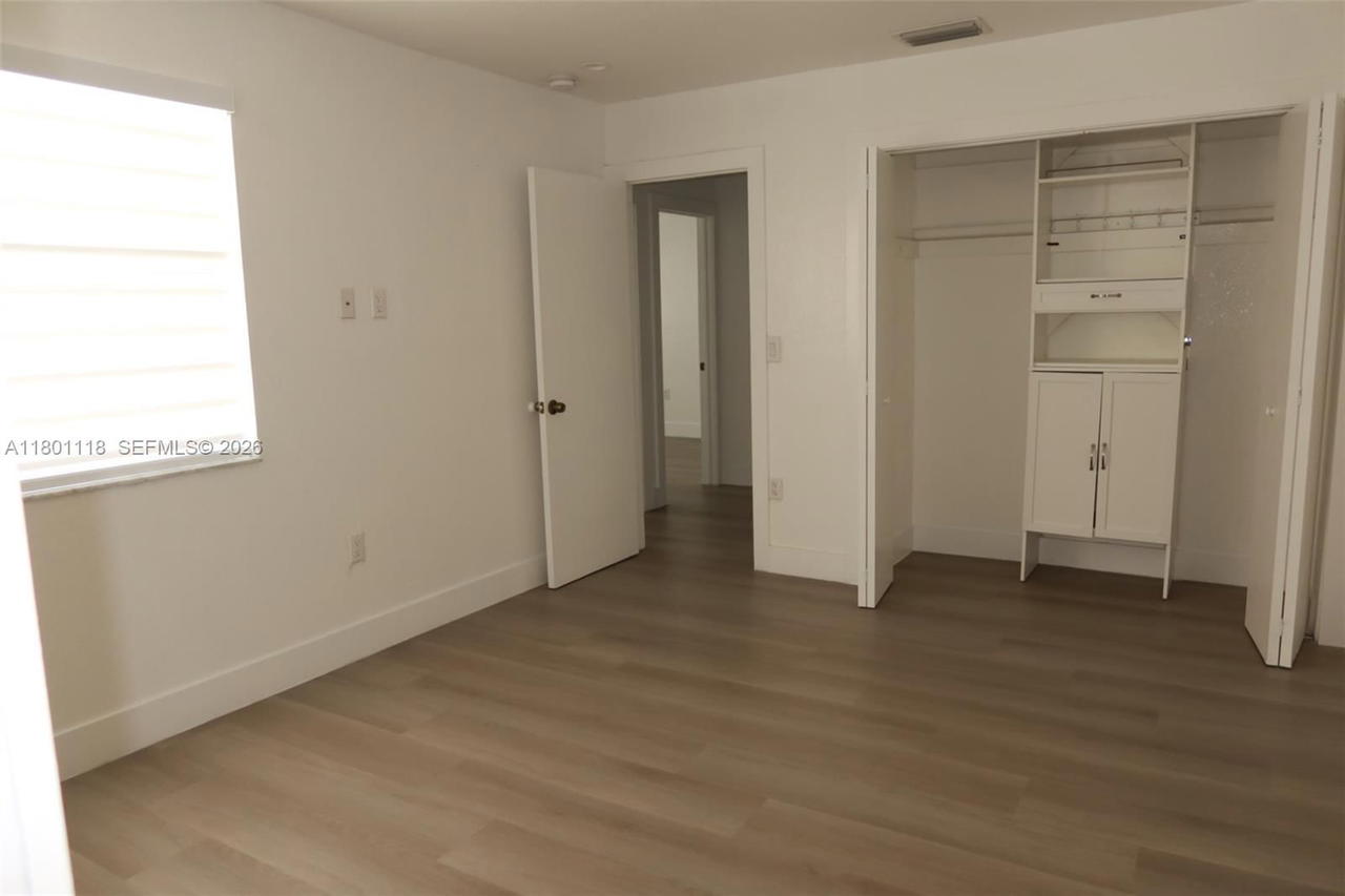 Real estate property located at 8098 99th Ter, Miami-dade, Hydra Villas At Samari, Hialeah Gardens, FL
