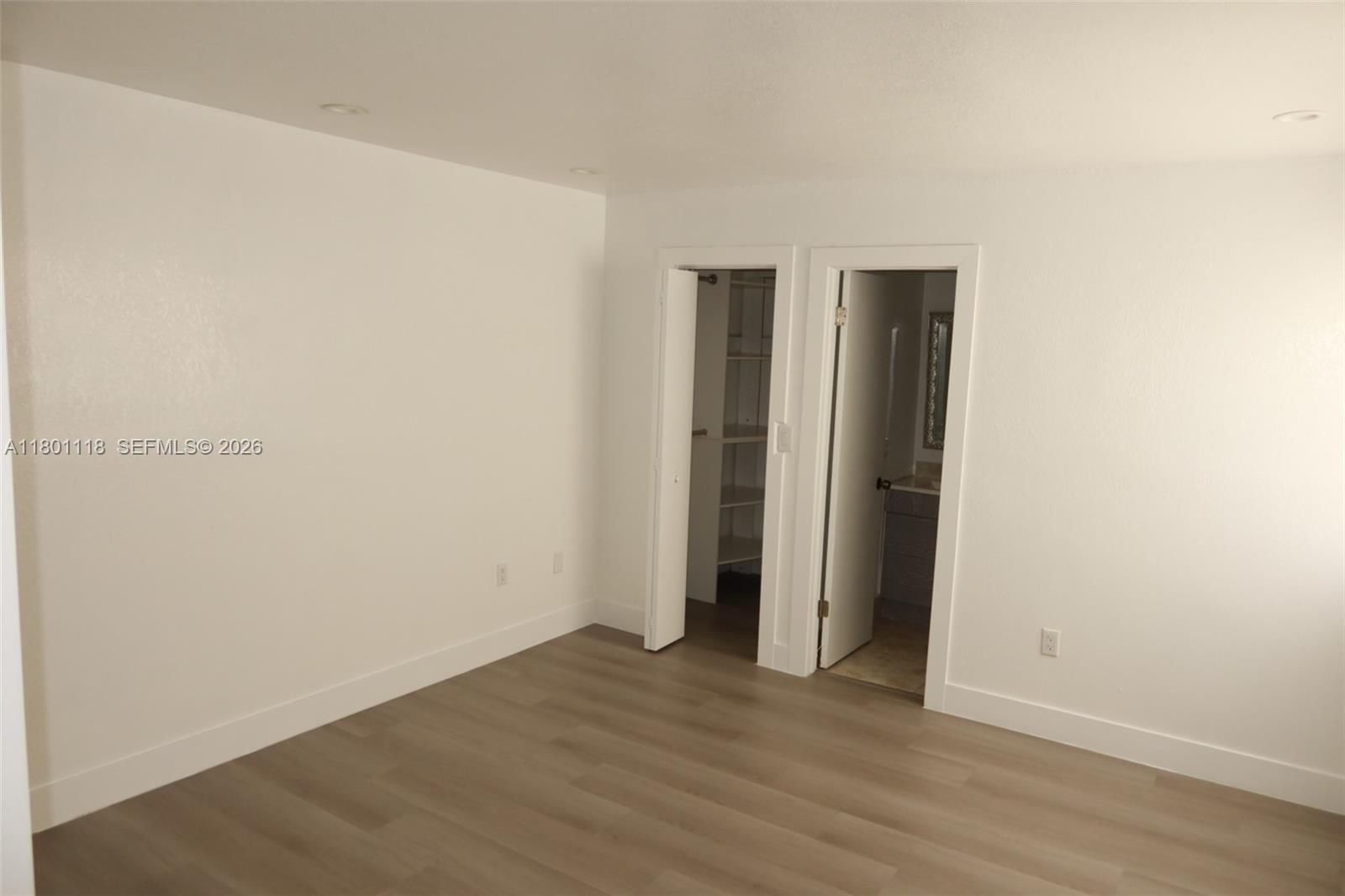 Real estate property located at 8098 99th Ter, Miami-dade, Hydra Villas At Samari, Hialeah Gardens, FL