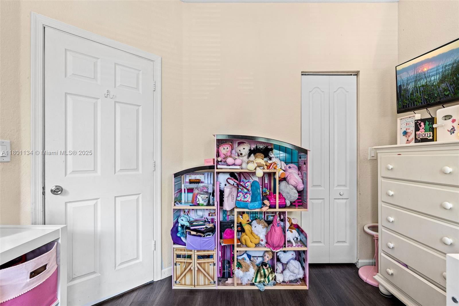 Real estate property located at 1073 30th Ave, Miami-dade, Villas At Portofino East, Homestead, FL