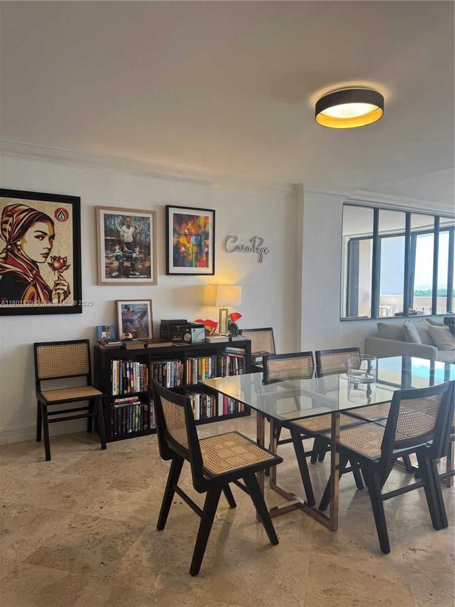 Real estate property located at 90 Edgewater Dr #1222, Miami-dade, Gables Waterway Towers Co, Coral Gables, FL