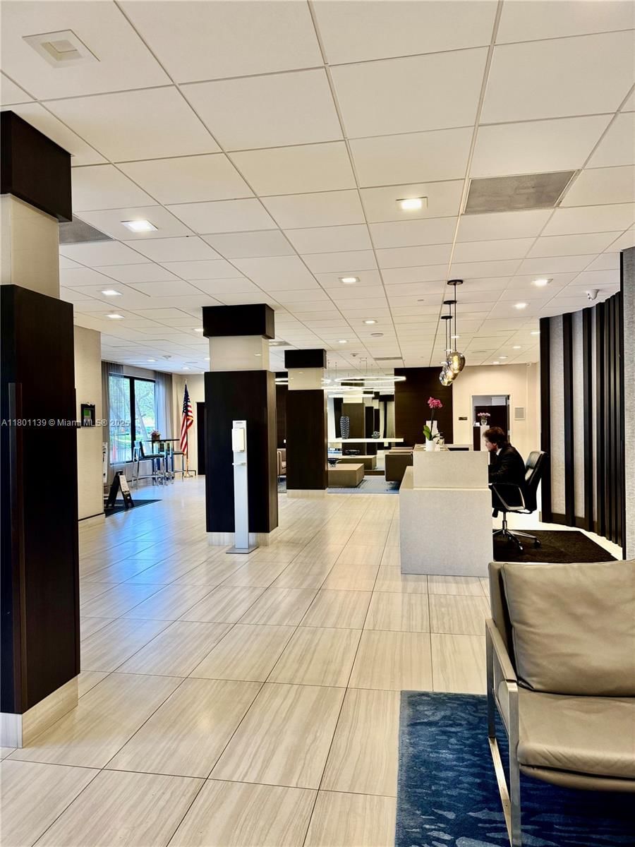 Real estate property located at 90 Edgewater Dr #1222, Miami-dade, Gables Waterway Towers Co, Coral Gables, FL