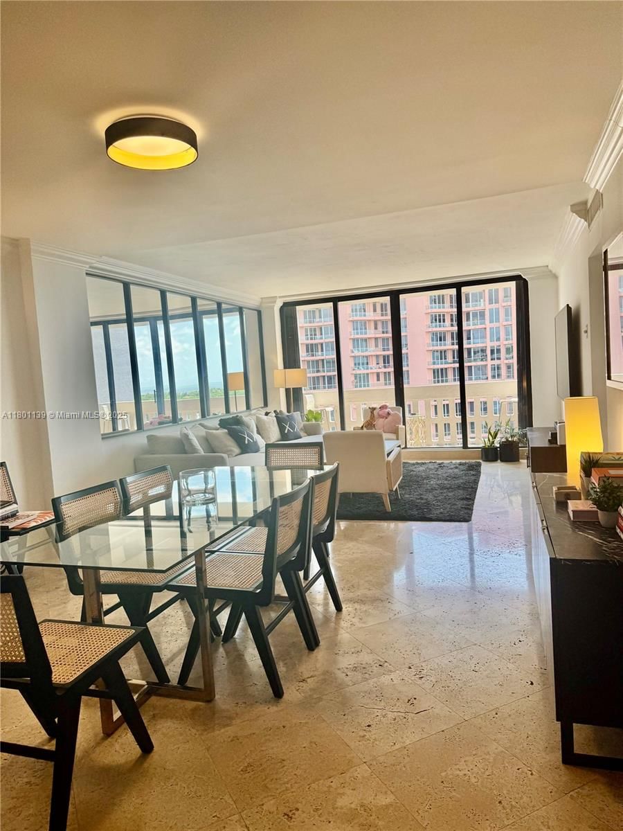 Real estate property located at 90 Edgewater Dr #1222, Miami-dade, Gables Waterway Towers Co, Coral Gables, FL