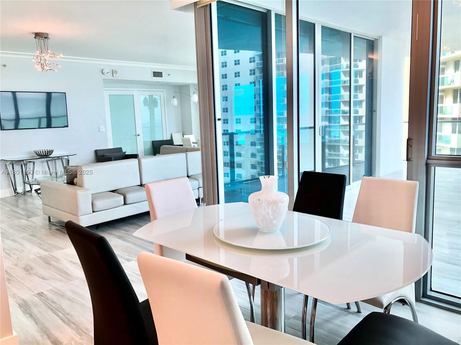 Real estate property located at 3101 Ocean Dr #801, Broward, Ocean Palms Condo, Hollywood, FL