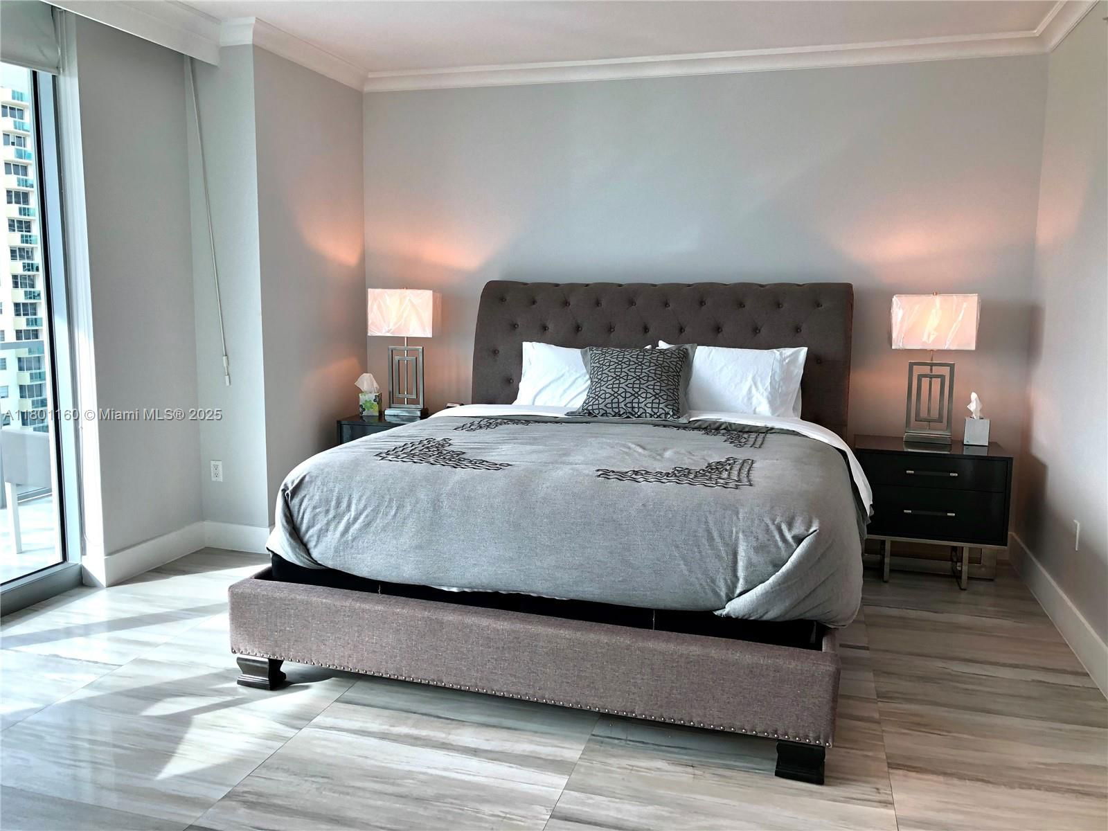 Real estate property located at 3101 Ocean Dr #801, Broward, Ocean Palms Condo, Hollywood, FL
