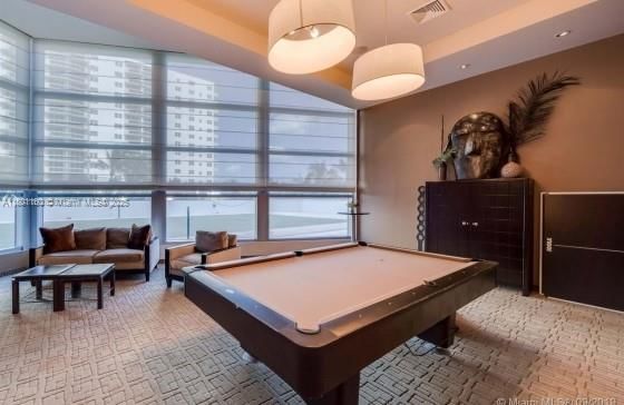Real estate property located at 3101 Ocean Dr #801, Broward, Ocean Palms Condo, Hollywood, FL