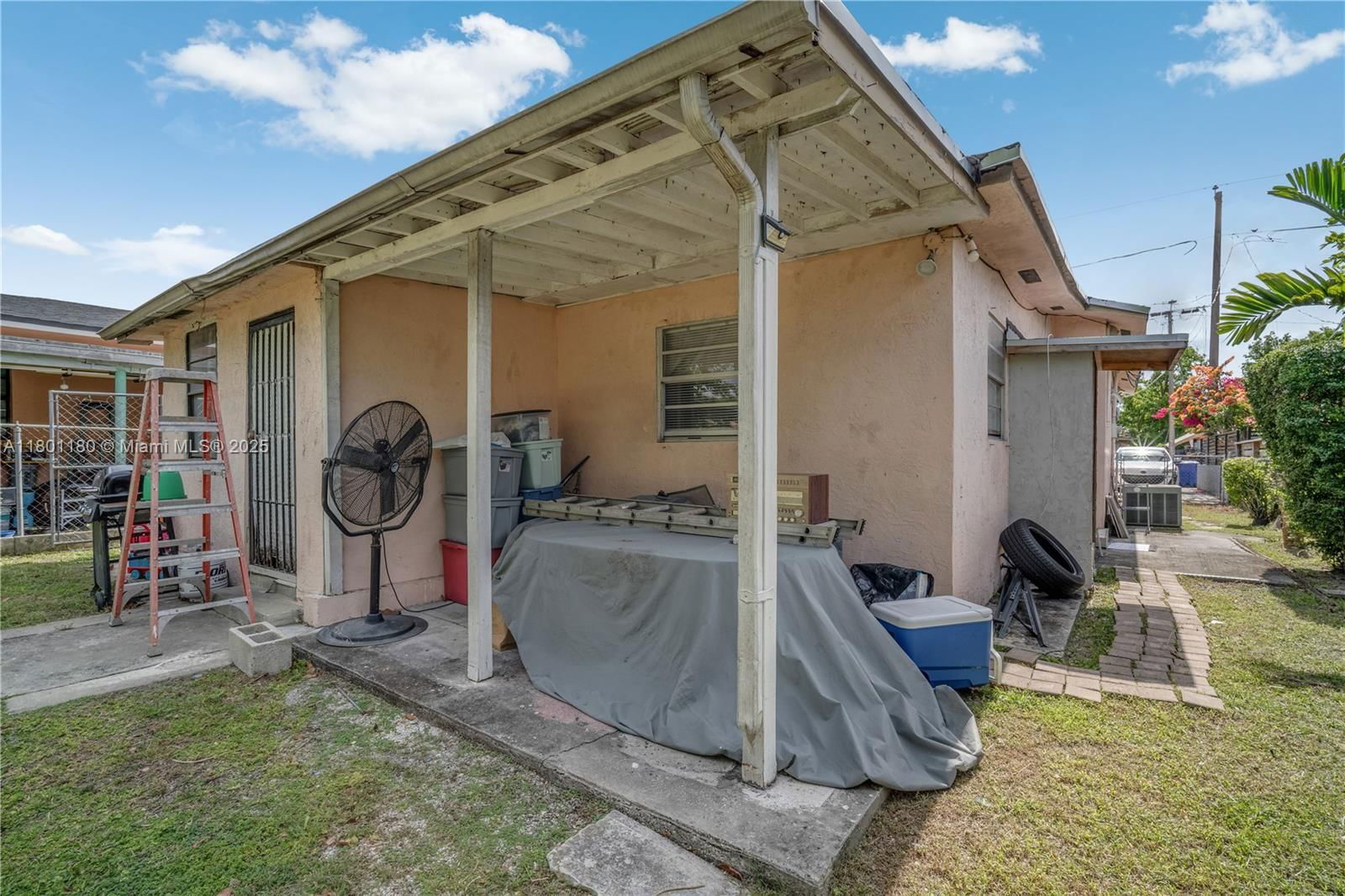 Real estate property located at 3050 22nd Ct, Miami-dade, Glenhaven, Miami, FL