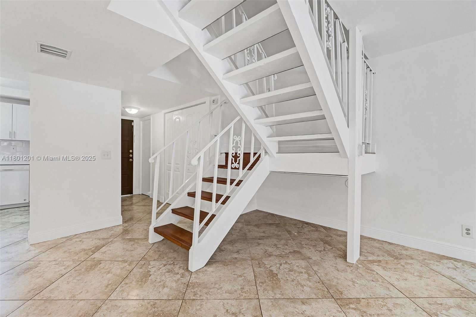 Real estate property located at 125 115th Ter, Broward, Chateaulaine, Plantation, FL