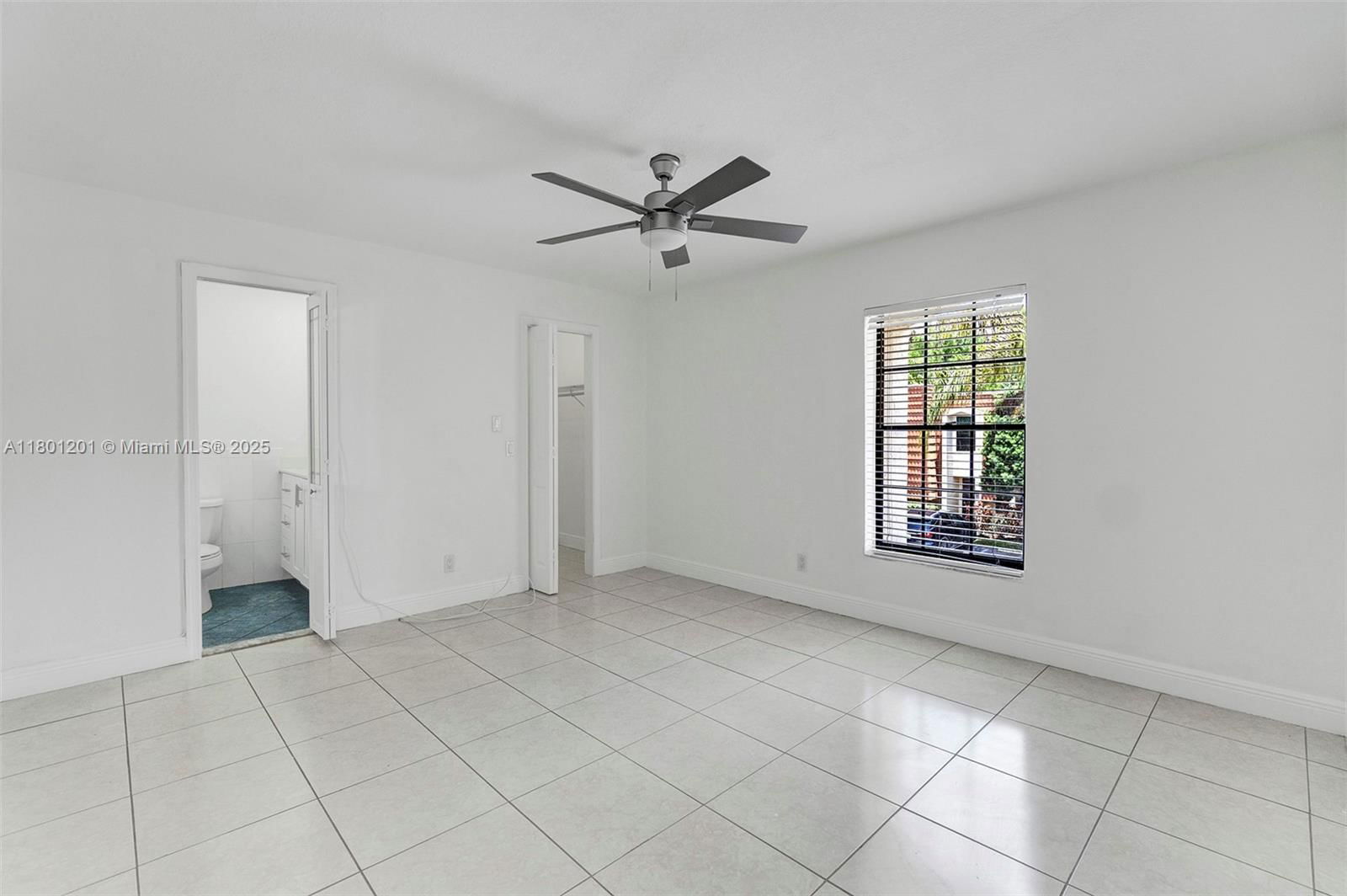 Real estate property located at 125 115th Ter, Broward, Chateaulaine, Plantation, FL