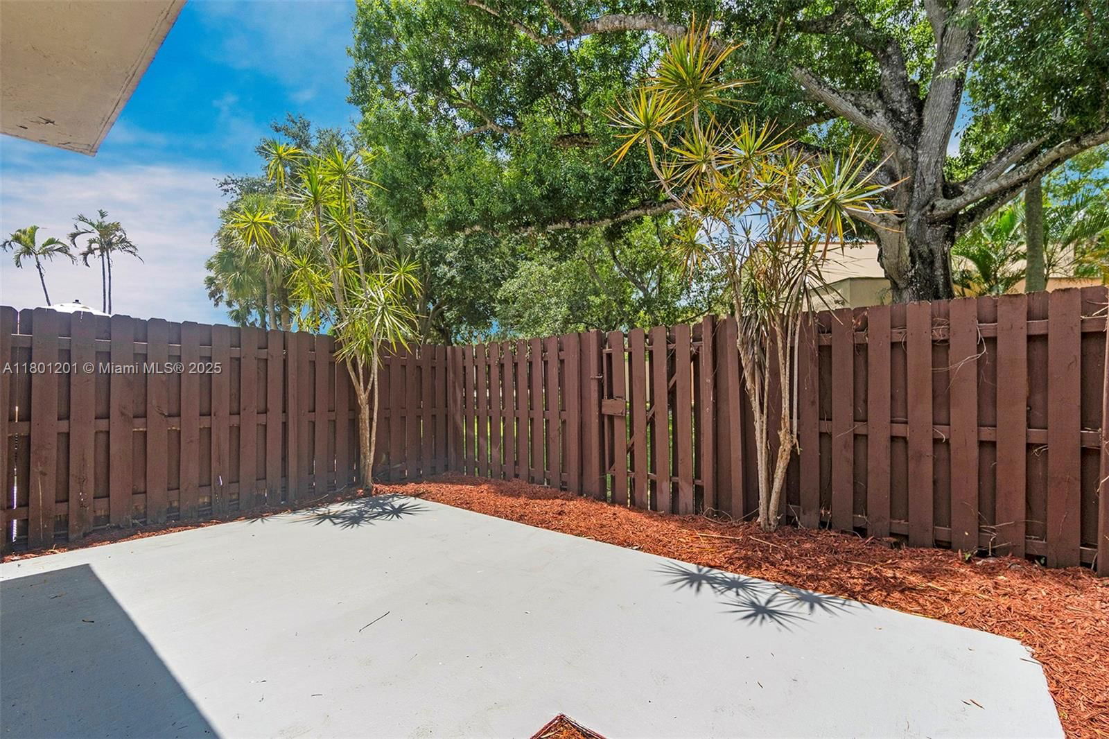 Real estate property located at 125 115th Ter, Broward, Chateaulaine, Plantation, FL