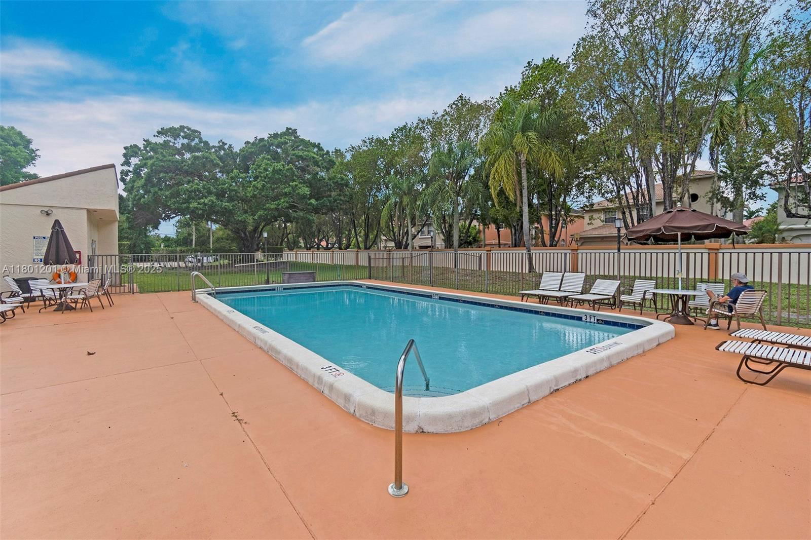 Real estate property located at 125 115th Ter, Broward, Chateaulaine, Plantation, FL