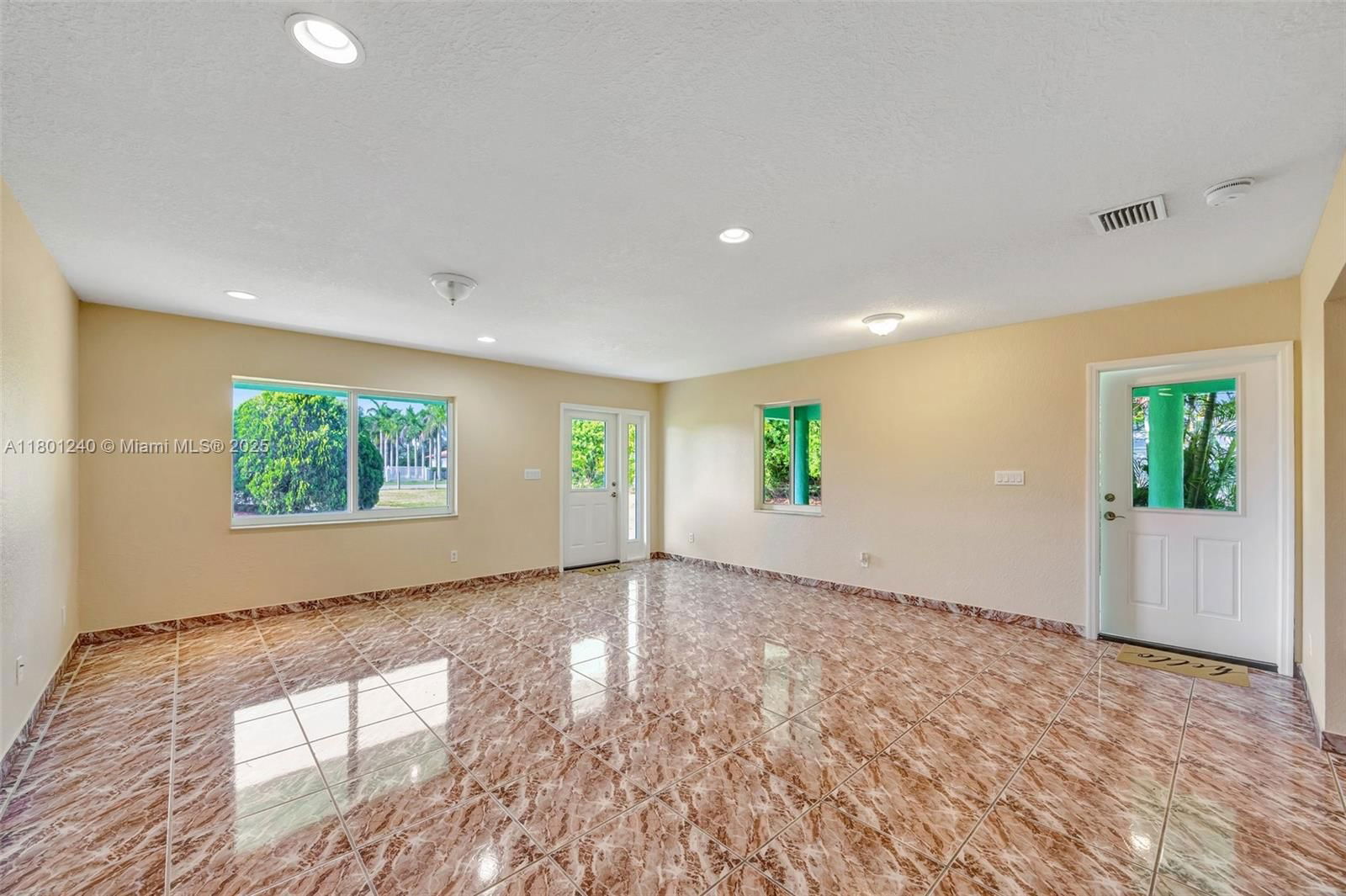 Real estate property located at 20707 240th St, Miami-dade, Bonanza Ranch Estates, Homestead, FL