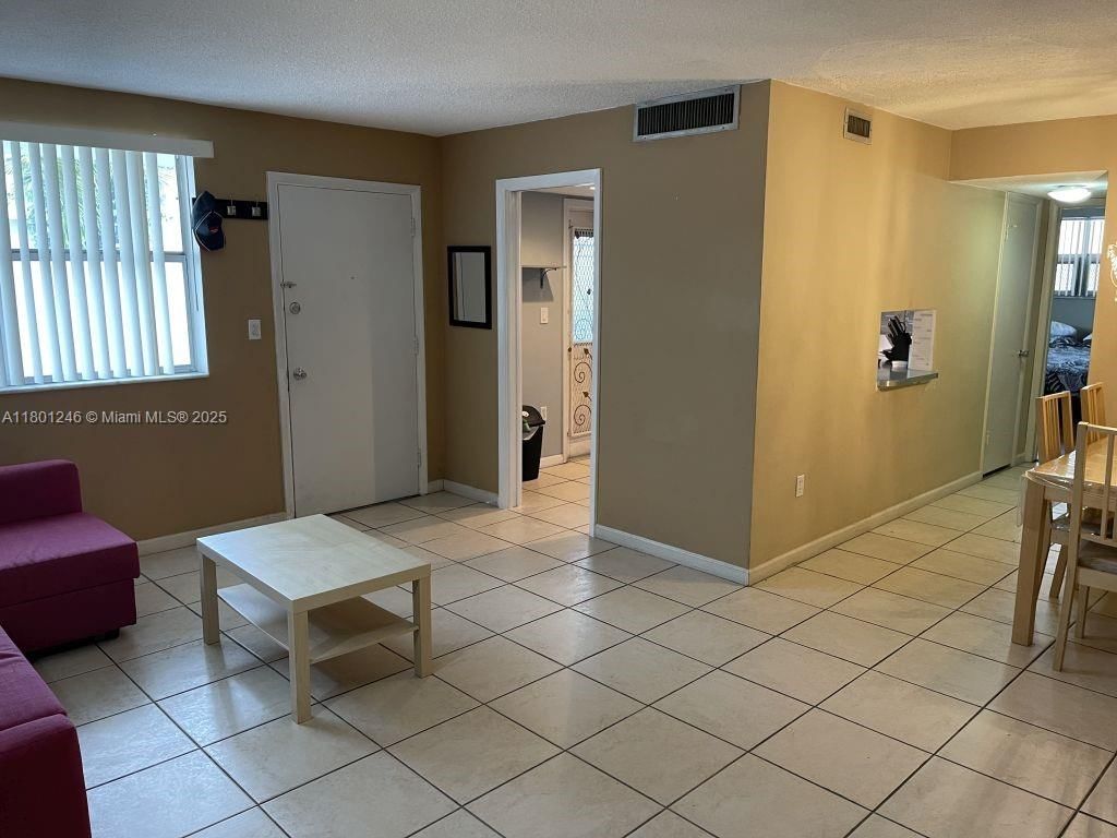 Real estate property located at 1850 169th St #102, Miami-dade, Chancellor Hall Condo, North Miami Beach, FL
