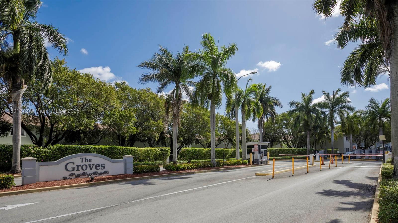 Real estate property located at 2946 15th Ter, Miami-dade, Venetia Groves, Homestead, FL
