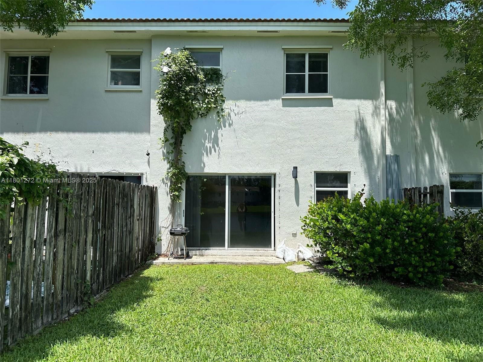 Real estate property located at 2946 15th Ter, Miami-dade, Venetia Groves, Homestead, FL