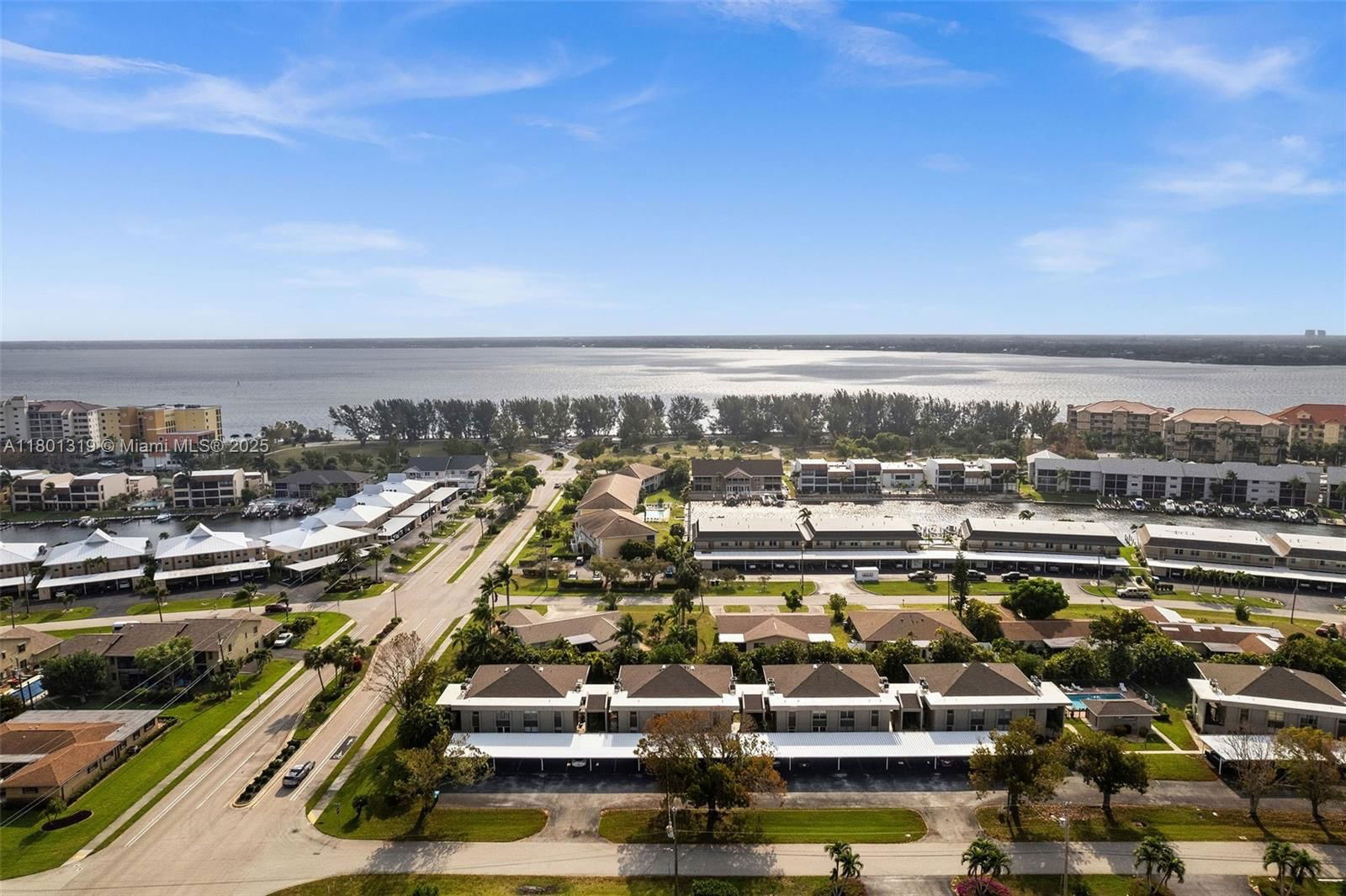 Real estate property located at 4213 SE 19th AVE #205, Lee, Veranda Condo, Cape Coral, FL