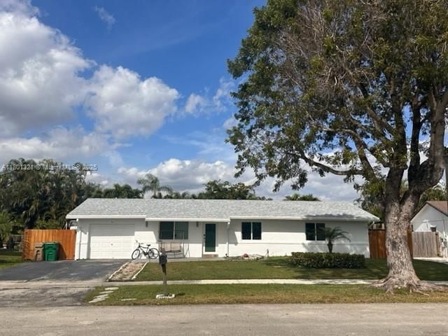 Real estate property located at 12821 10th Ct, Broward, Orange Tree Homes, Davie, FL