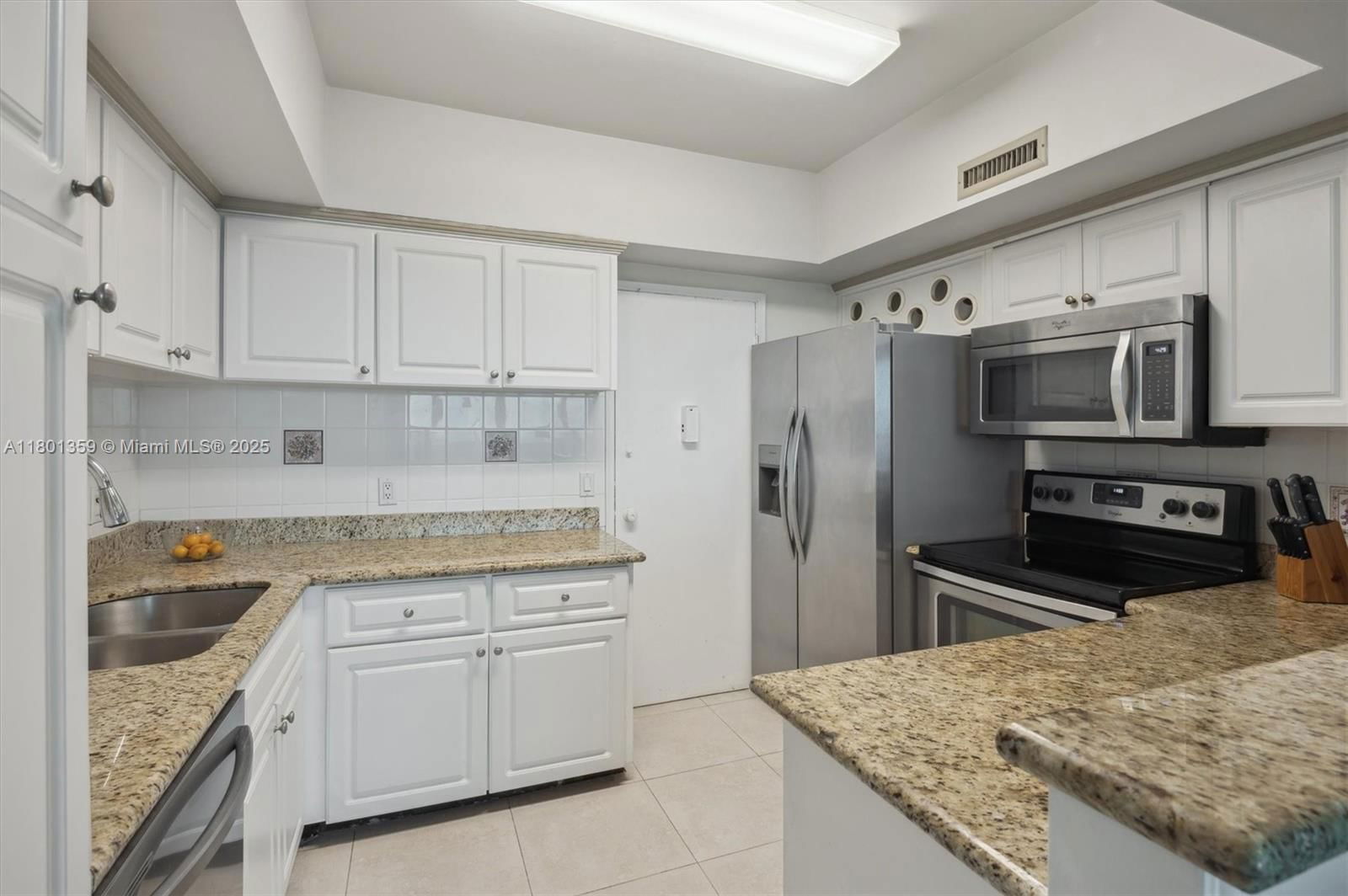 Real estate property located at 3505 Ocean Dr #420, Broward, Alexander Towers Condo, Hollywood, FL