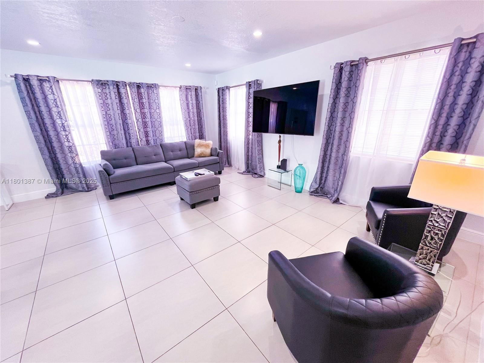 Real estate property located at 4420 30th Ct, Broward, Lauderdale Lakes West Gat, Lauderdale Lakes, FL