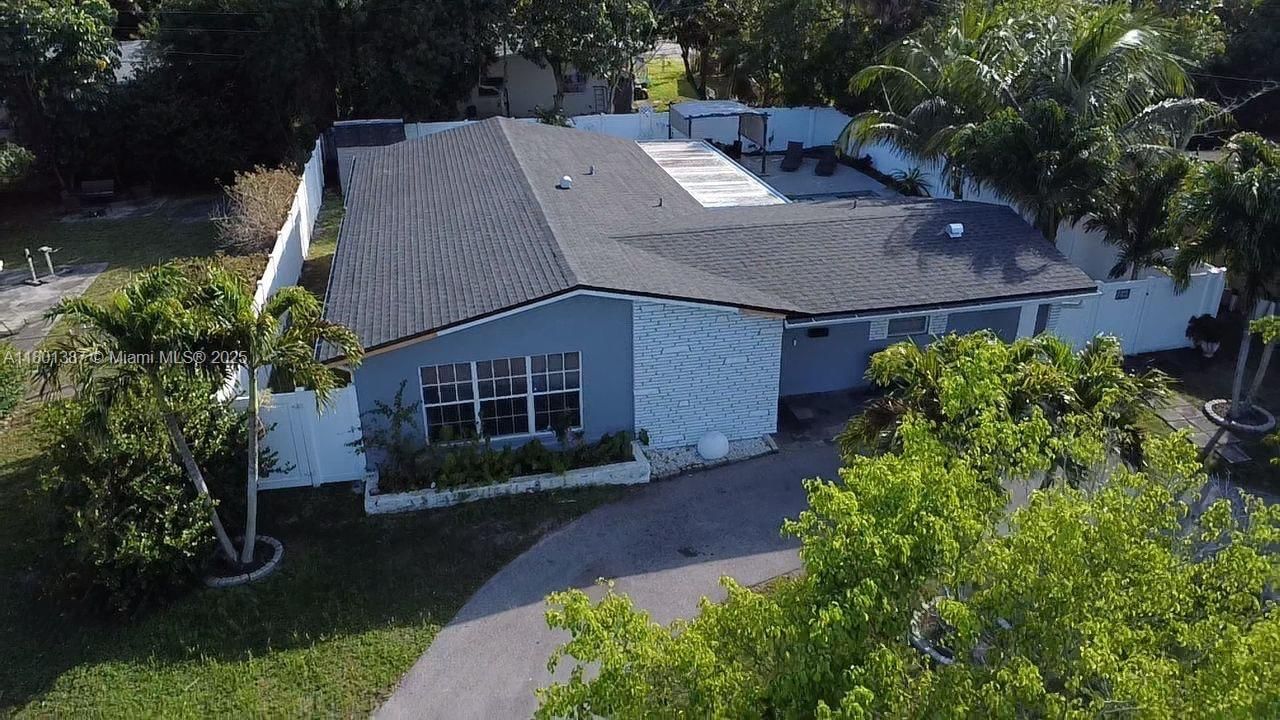 Real estate property located at 4420 30th Ct, Broward, Lauderdale Lakes West Gat, Lauderdale Lakes, FL