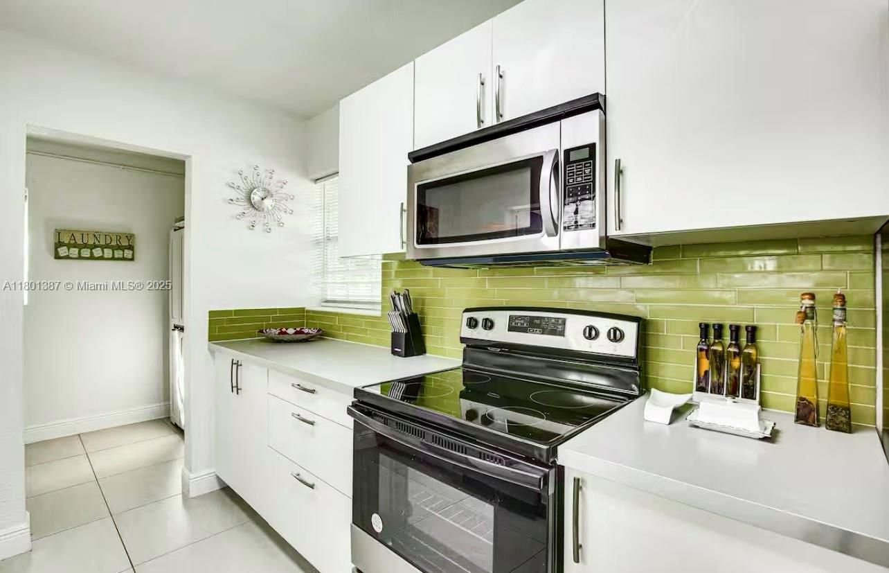 Real estate property located at 4420 30th Ct, Broward, Lauderdale Lakes West Gat, Lauderdale Lakes, FL