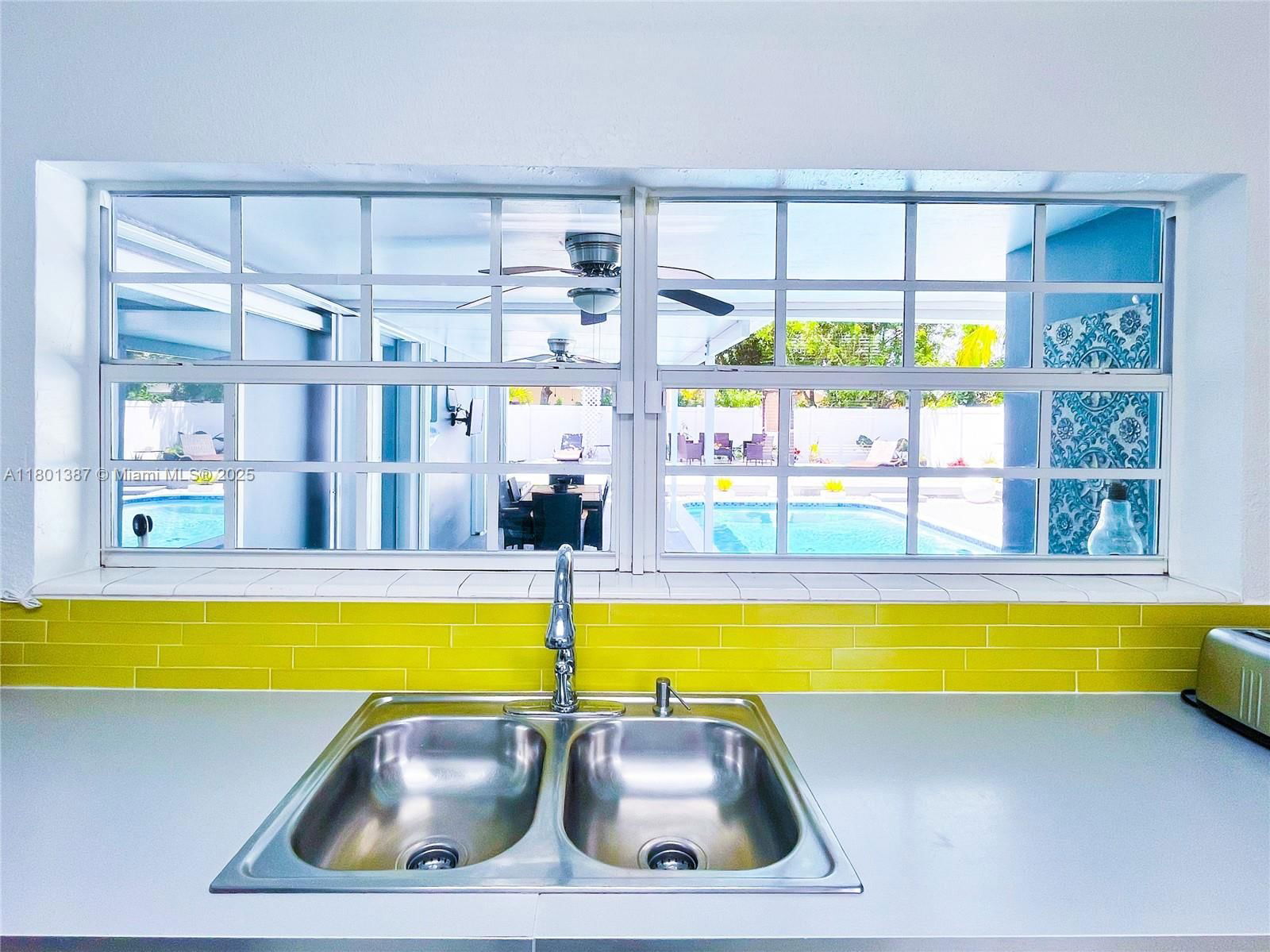 Real estate property located at 4420 30th Ct, Broward, Lauderdale Lakes West Gat, Lauderdale Lakes, FL